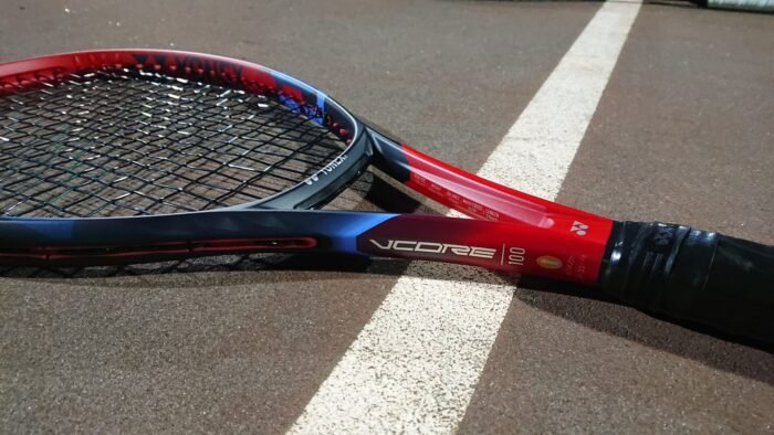 使用感レビュー】YONEX 2023年新作 VCORE100 で打球が超高弾道スピンに
