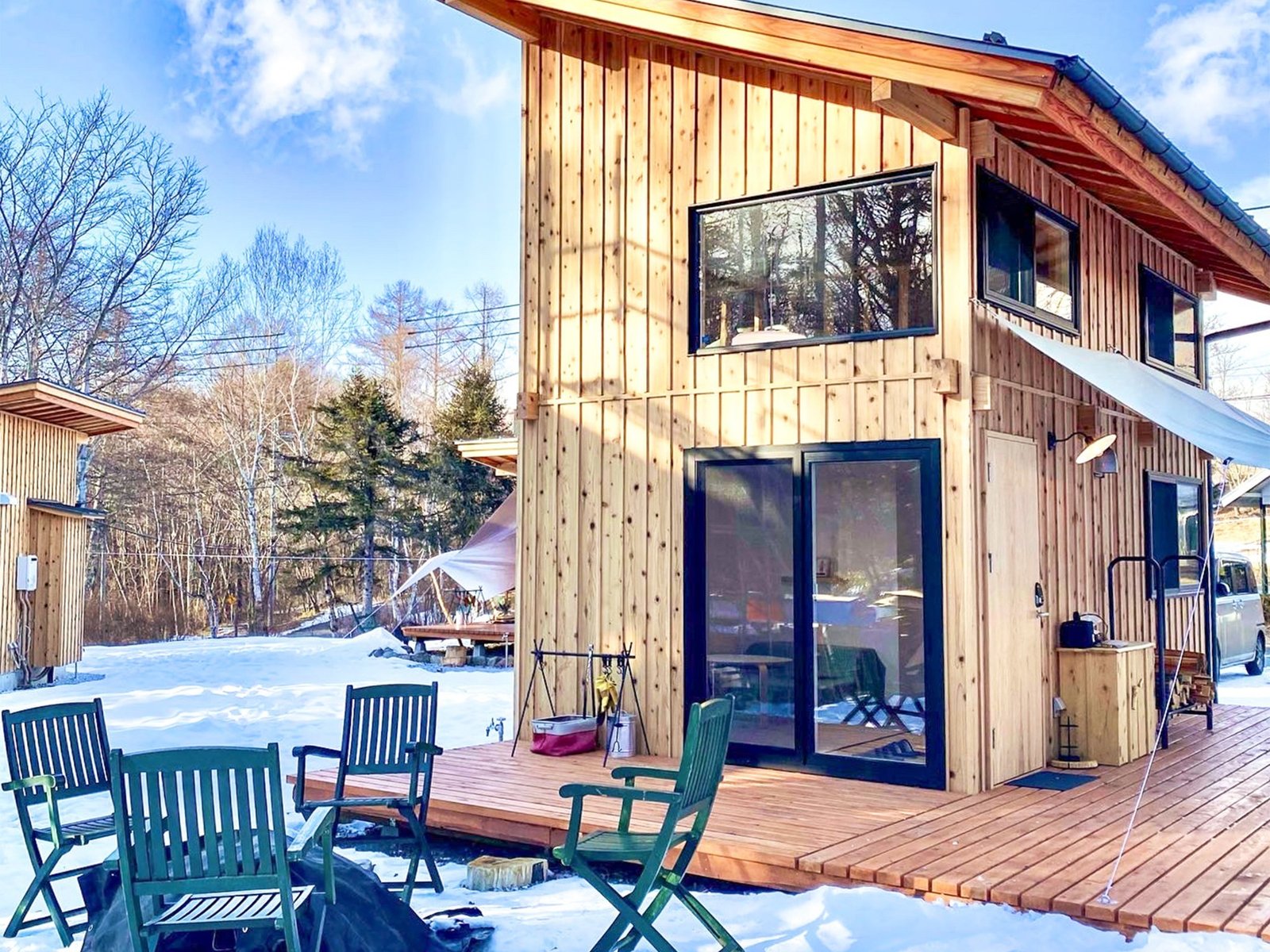 939921_large.jpg?auto=format&