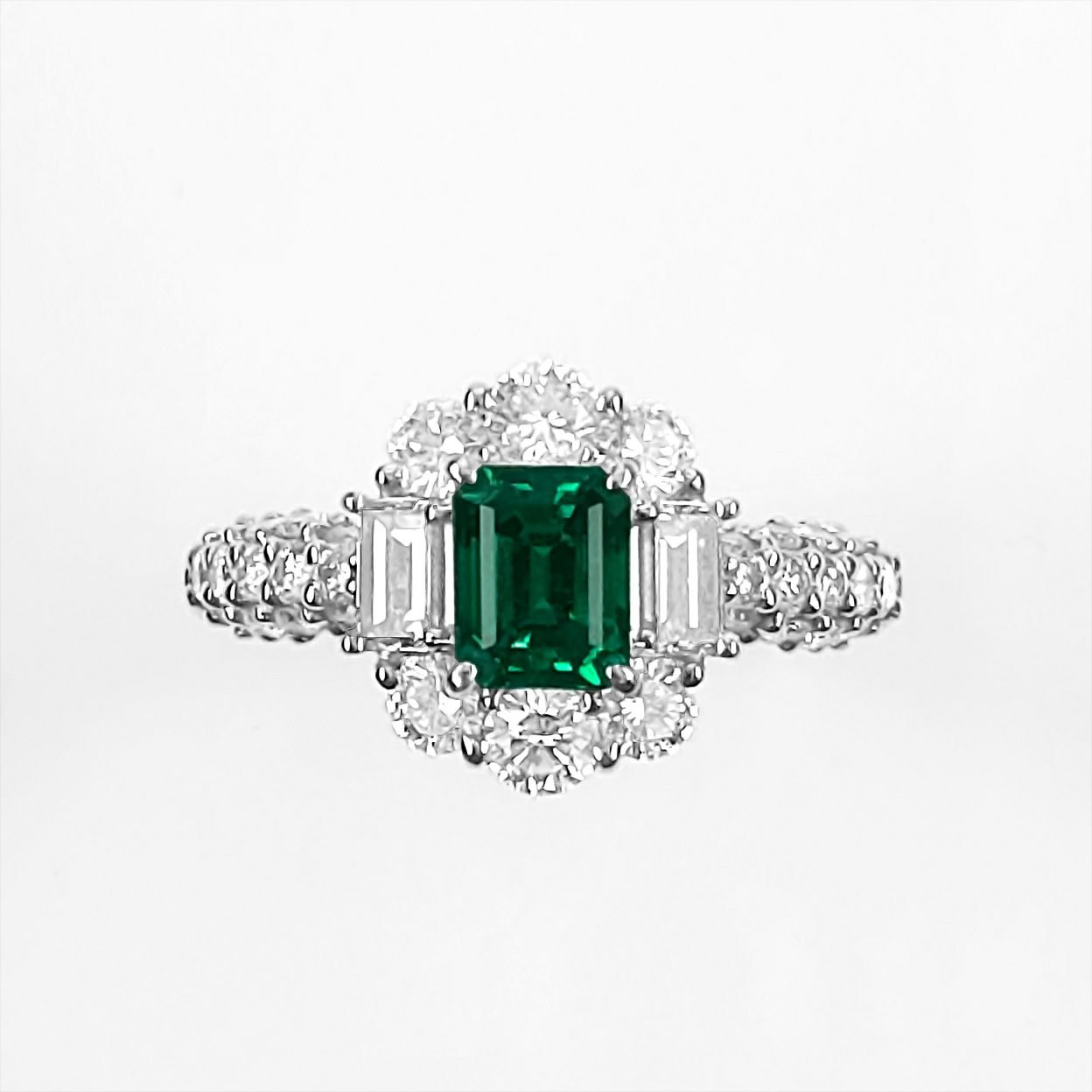 コロンビア産エメラルド0.72ctプラチナリングダイヤ1.43ct付(GIA宝石