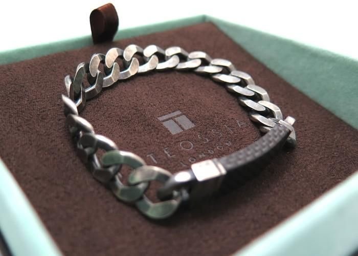 TATEOSSIAN（タテオシアン）ピュア シルバーカーボングラメット