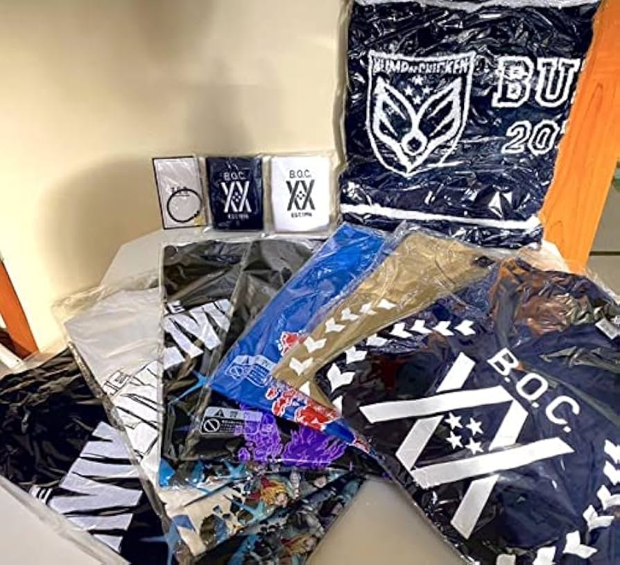 Amazon.co.jp: BUMP OF CHICKEN 20周年記念 グッズセット : おもちゃ
