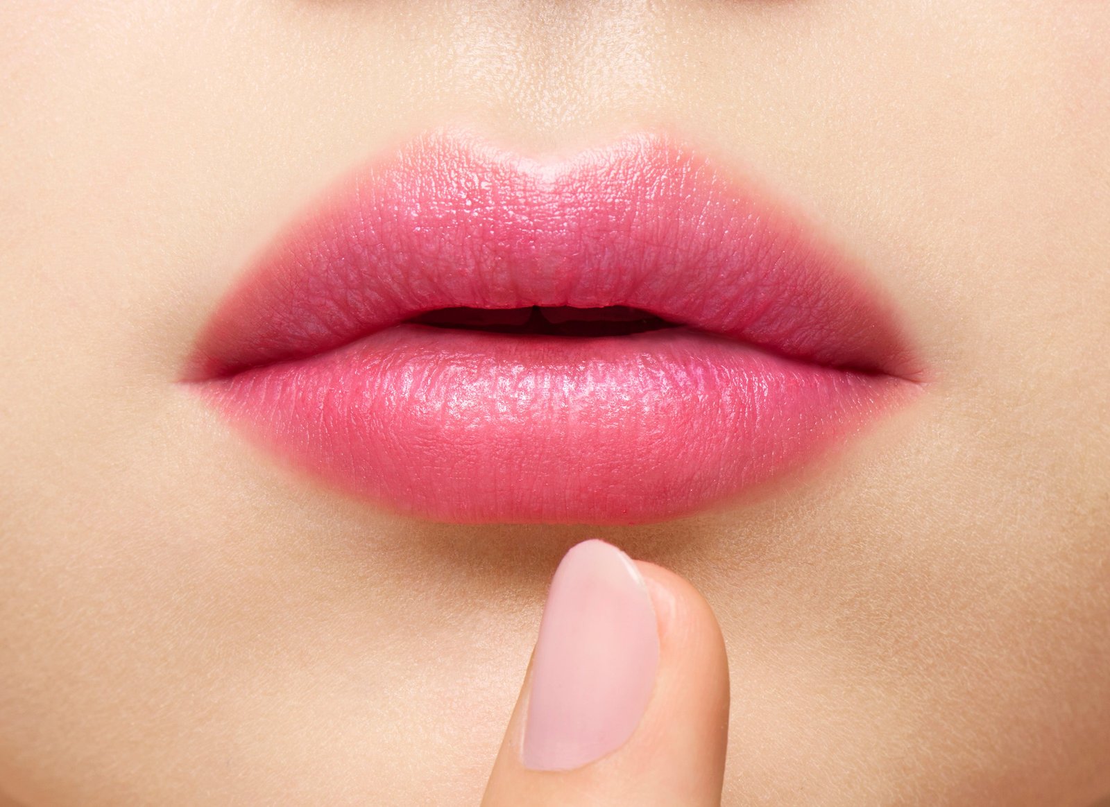 11月1日（水）、オペラの「シアーマットリップスティック」から、限定