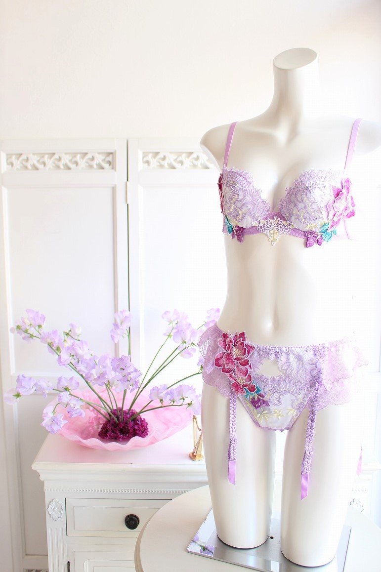 エジプトロータスランジェリ～♡ サルート43group PUカラー | La