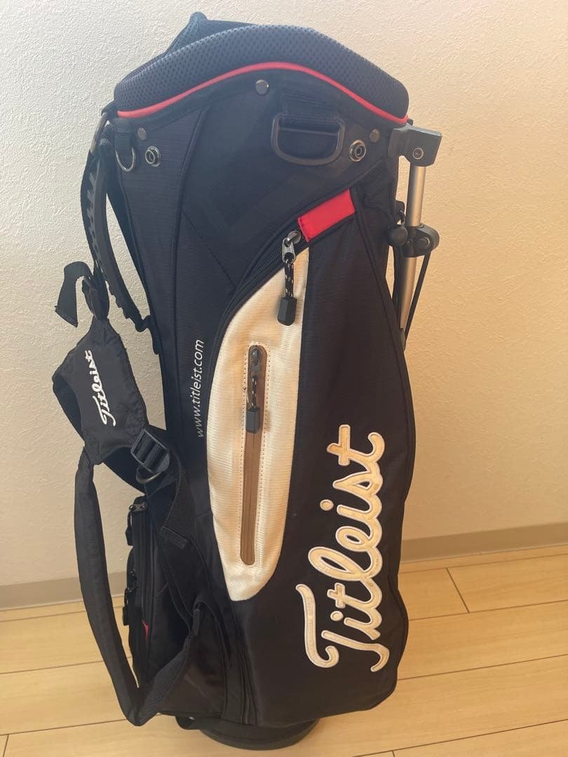 Titleist キャディバッグ ブラック/ホワイト/レッド Titleist（タイトリスト） アスパイア キャディバッグ : GDOゴルフ