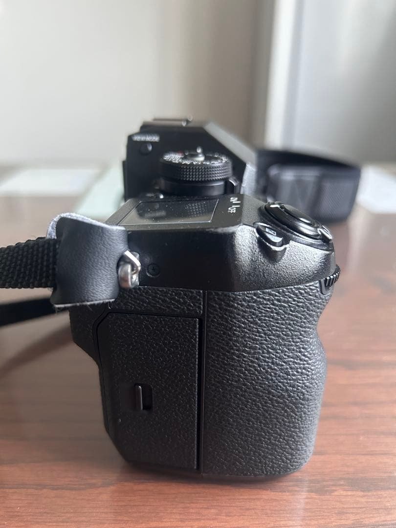 FUJIFILM X-H1 ボディ PERGEAR 25mmレンズ付き