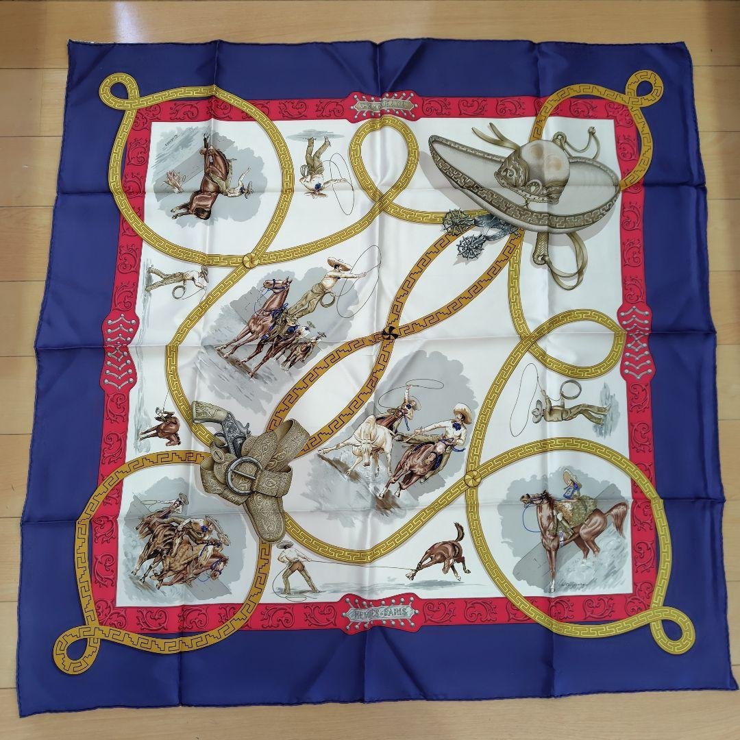 りんごです。HERMES シルクスカーフ 馬とロープデザイン Vintage HERMES Silk Scarf / エルメス・シルクスカーフ(Les Haras