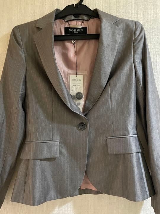 新品　ミッシェルクラン　セットアップスーツ　38 定価53500円 セール】 スーツ（SHINY STRETCH) （セットアップ）｜MICHEL KLEIN