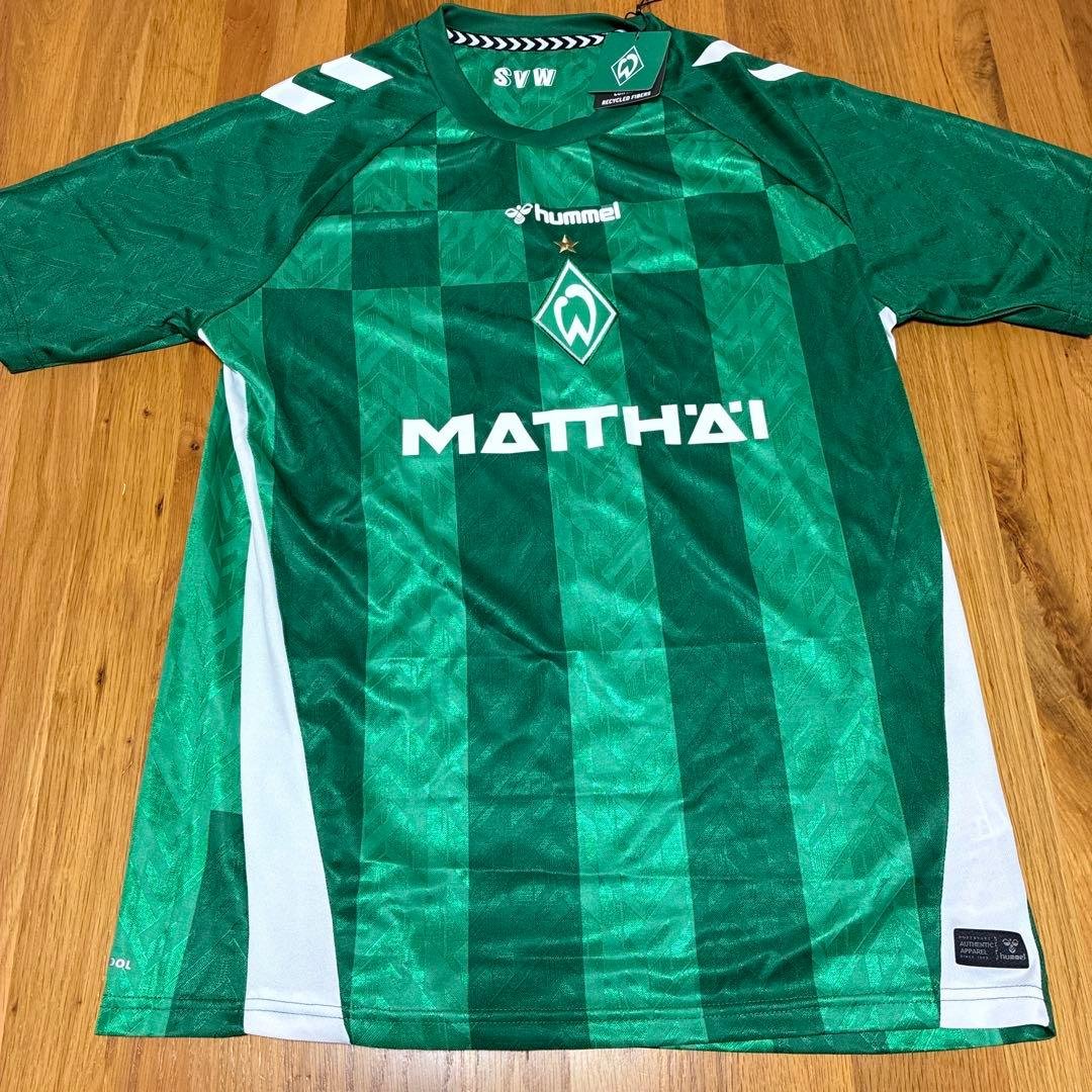 hummel サッカーシャツ 緑 ヴェルダー・ブレーメン ヒュンメルがヴェルダー・ブレーメンの地域との繋がりを表した