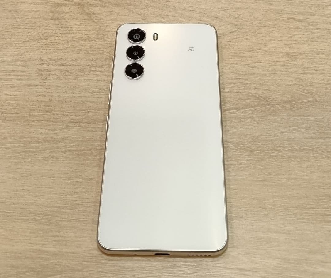 nubia s 5G (中古)美品 128G/4G ホワイト 中古】ZTE ymobile 【SIMフリー】 nubia S 5G 4GB 128GB ホワイト