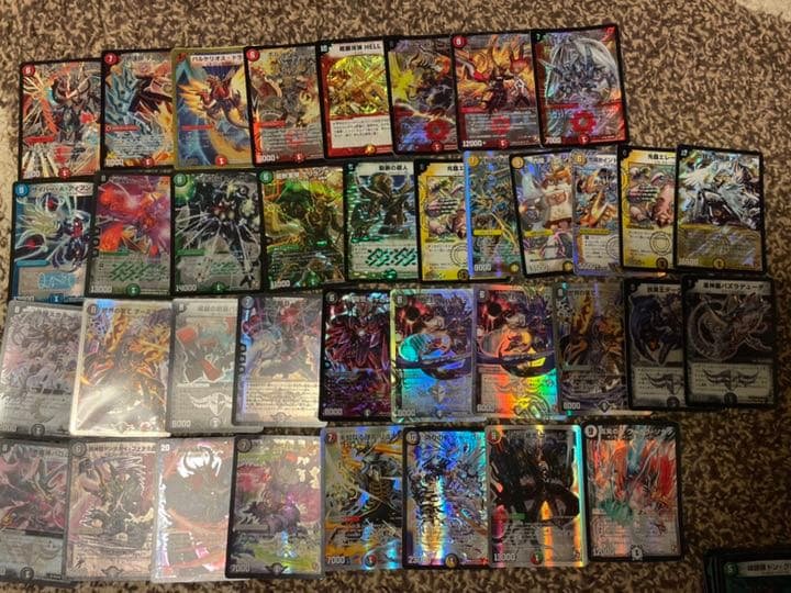 デュエルマスターズコレクター向け引退品。初期からビクトリー世代まで。