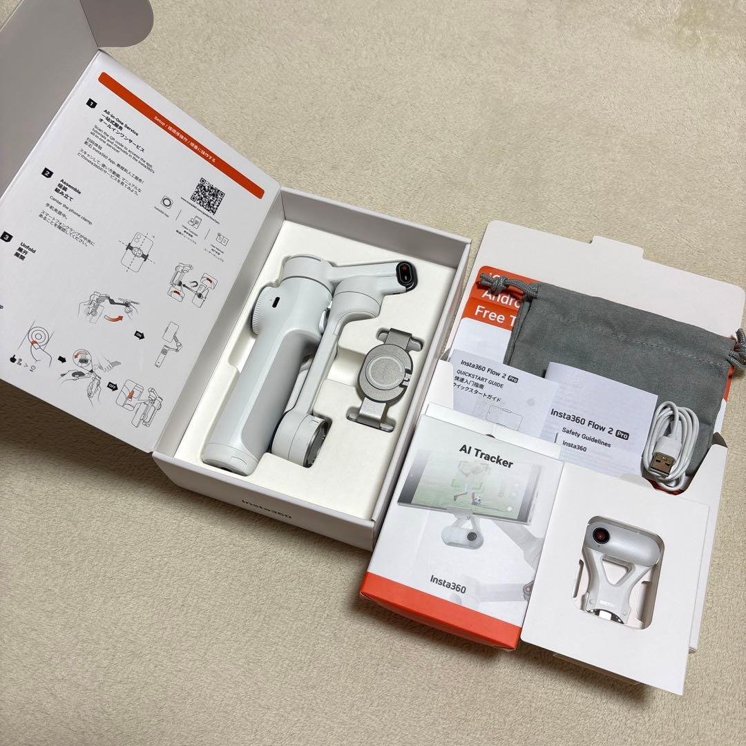 Insta360 Flow 2 pro & AIトラッカー Insta360 Flow 2 Pro スマートフォン用スタビライザー AIトラッカー