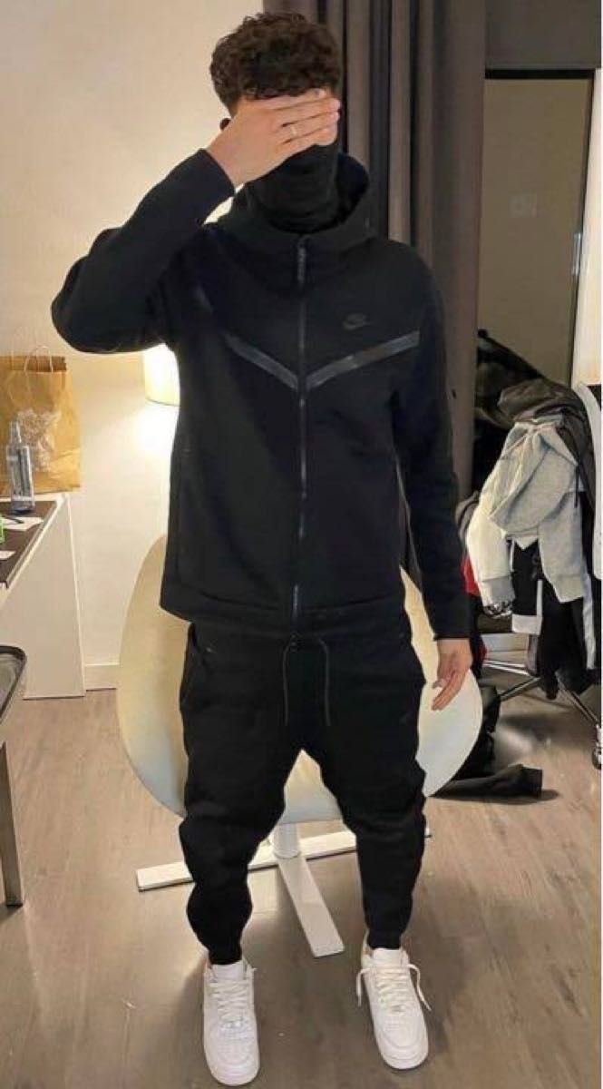 NIKE テックフリース 黒#NIKE｜Yahoo!フリマ（旧PayPayフリマ）
