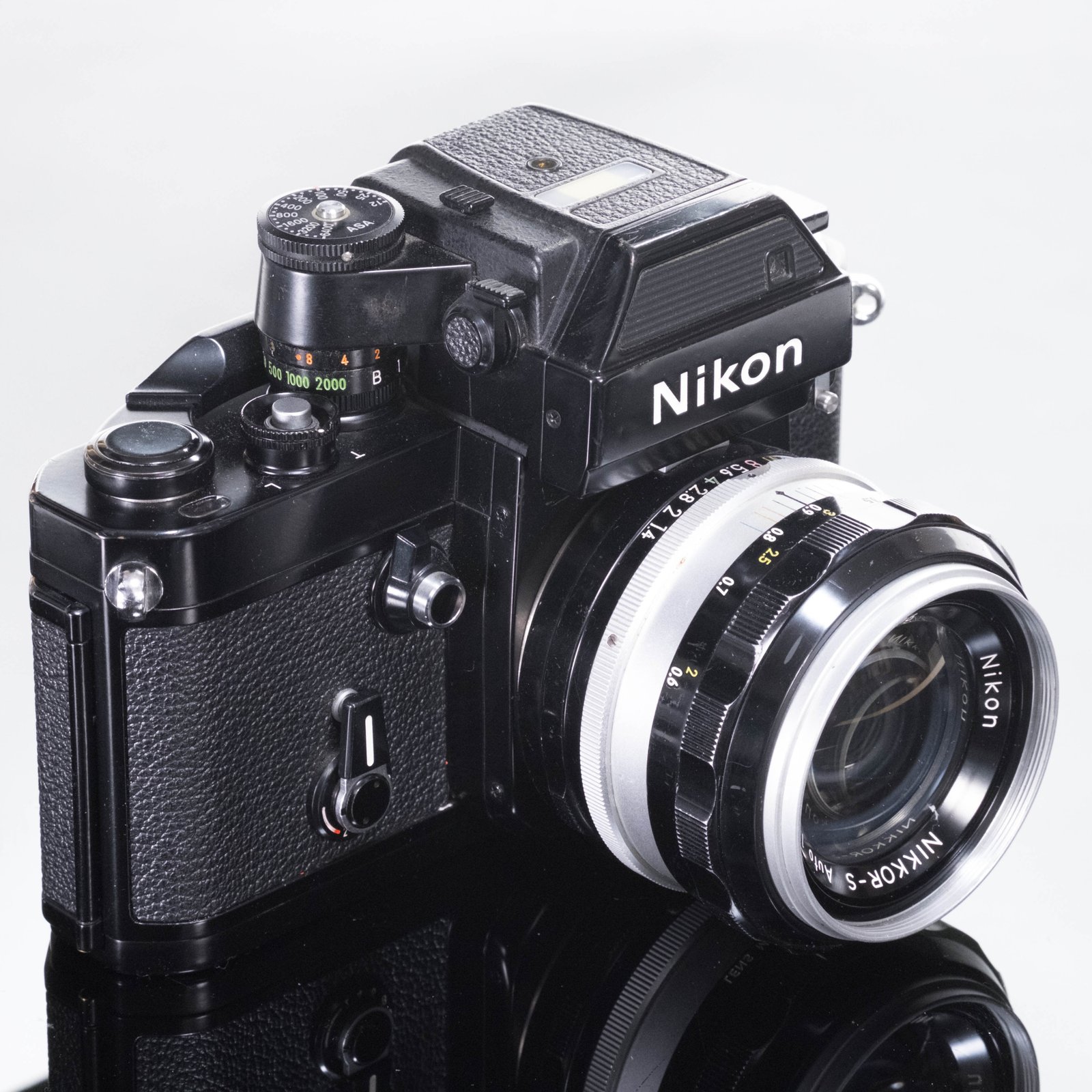 Nikon F2 フォトミック SB(DP-3) + NIKKOR-S Auto 50mm F1.4 【ランクA