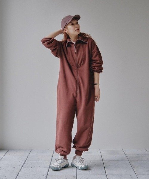 TODAYFUL（トゥデイフル）の「スエットジップコンビネゾン（つなぎ