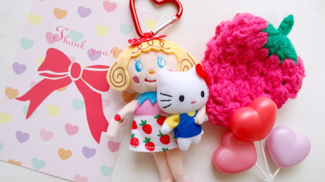 ハローキティ♡いちごちゃんコラボチャーム - カーリーコレクション